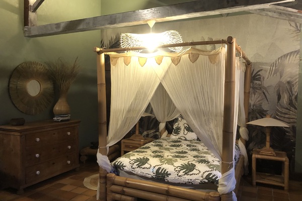 5 bedrooms, iron/ironing board, travel cot, free WiFi