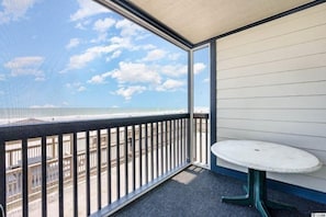 Condo, 2 Bedrooms, Balcony, Partial Ocean View (208) | Balcony