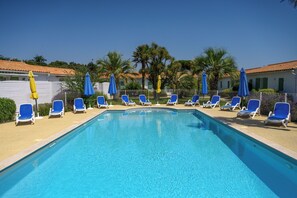 Piscine extérieure, piscine chauffée