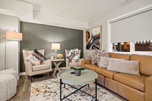 Télévision, chaîne hi-fi