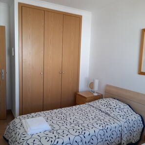 2 camere, una cassaforte in camera, ferro/asse da stiro