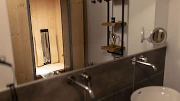 Shower, towels