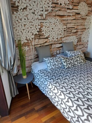 1 bedroom, iron/ironing board, free WiFi, bed sheets - Cozy stay in Vigo (Vigo)