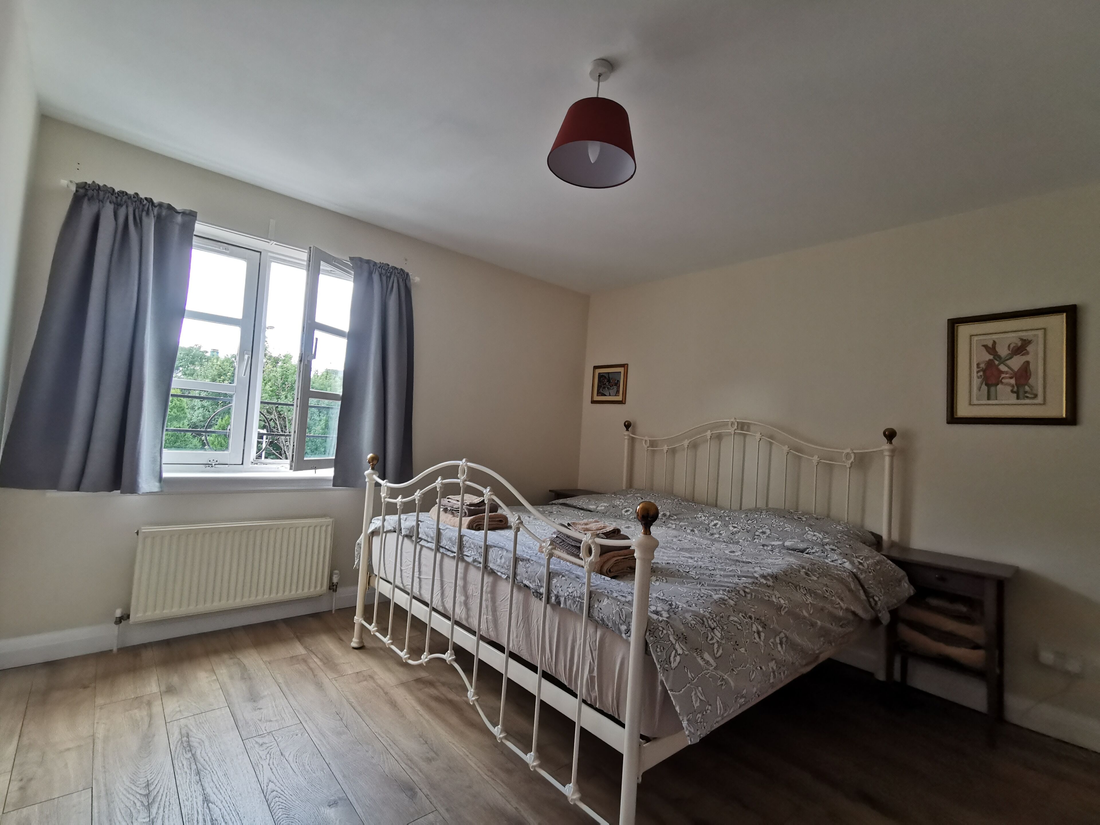 2 chambres, bureau, fer et planche à repasser, Wi-Fi gratuit