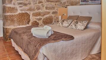 2 Schlafzimmer, Bügeleisen/Bügelbrett, Reisekinderbett, kostenloses WLAN