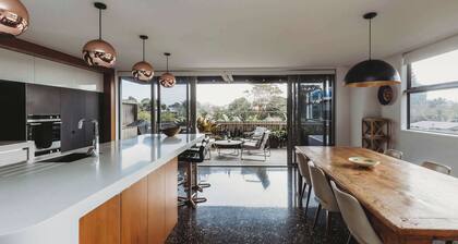 Luxurious Central City Retreat