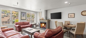 Managed by Park City Lodging-Main Street Condo - Walking Distance to Town Lift