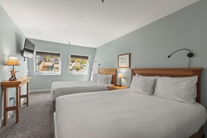 2 bedrooms, iron/ironing board, Internet, bed sheets