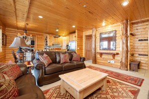TV, fireplace, DVD player, stereo - Located at base of Deer Valley Resort- Hot Tub (Park City)