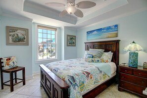 5 bedrooms, iron/ironing board, travel crib, WiFi