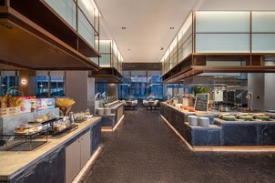 供应早餐（每人 CNY 84.8）