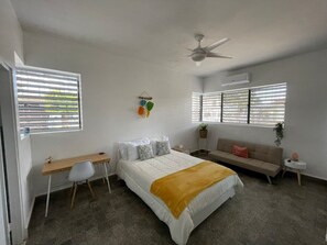 1 bedroom, desk, iron/ironing board, free WiFi