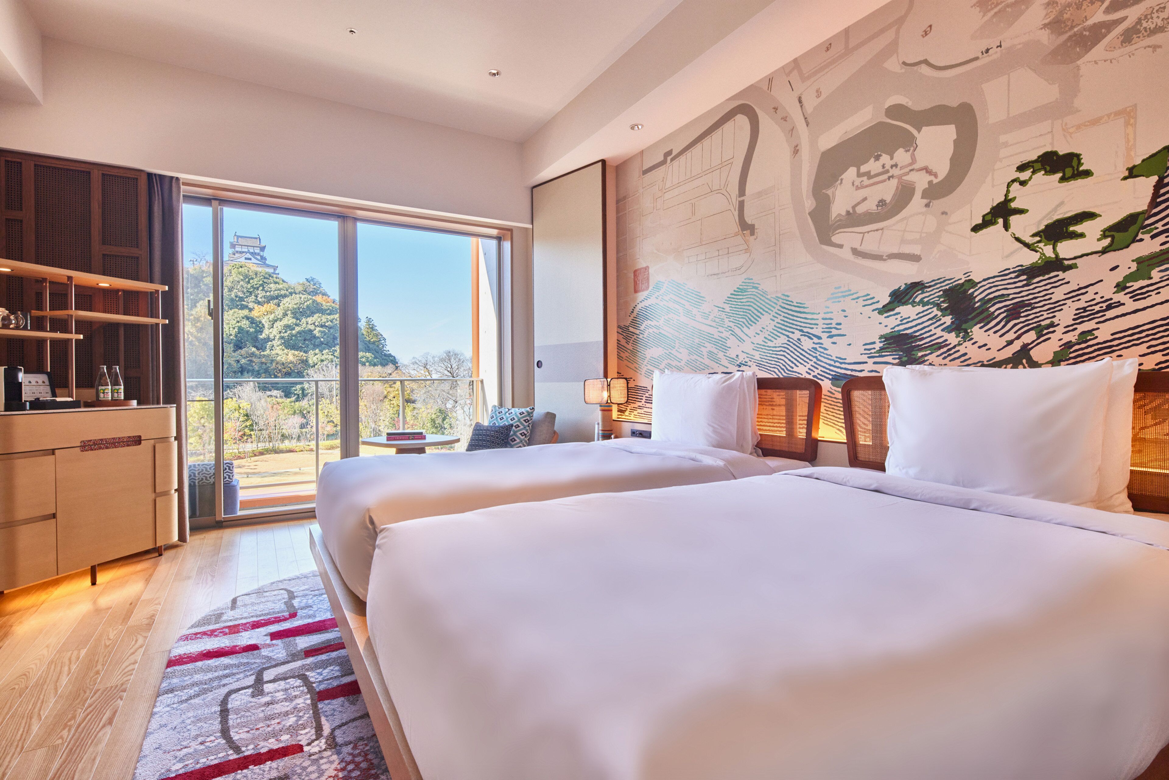 Down comforters, minibar, in-room safe, desk