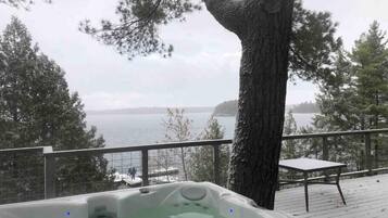 屋外スパ浴槽