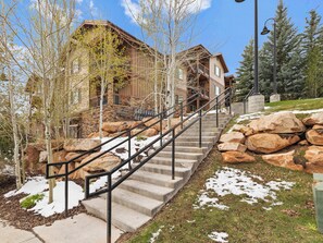 Exterior - Bear Hollow 3203 | Private Patio | Near Outlets | 2 Hot Tubs | Pool (Park City)