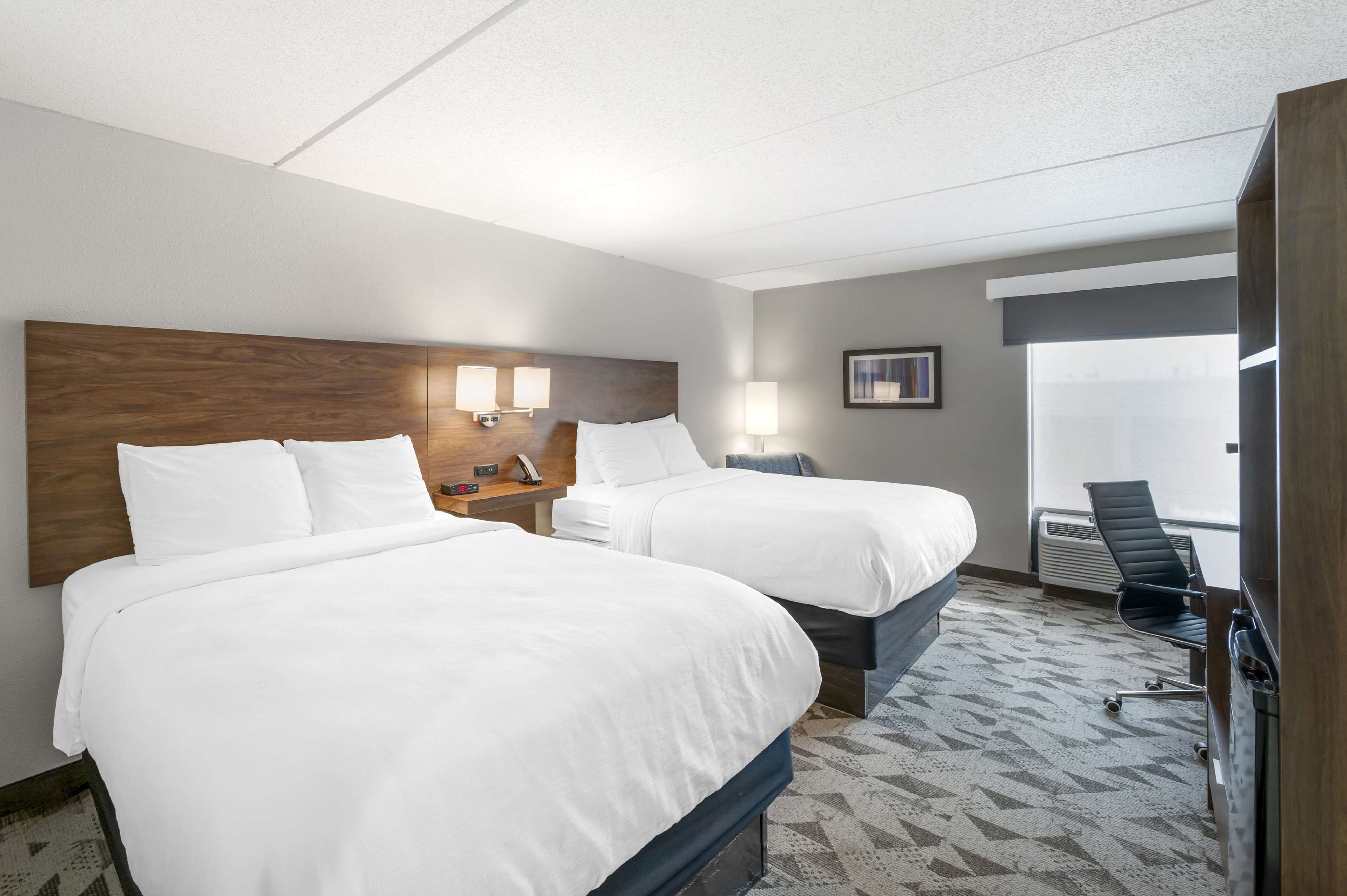Standard Room, 2 Queen Beds, Non Smoking, Refrigerator & Microwave | Premium bedding, pillowtop beds, desk, laptop workspace
