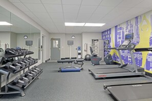 A gym with treadmills, dumbbells, and exercise equipment. - Best Western Plus Harrisonburg (Harrisonburg)