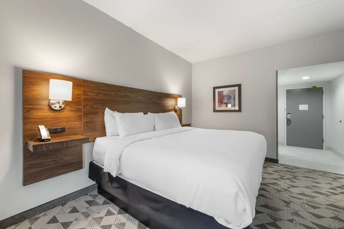 Literie de qualité supérieure, surmatelas, bureau