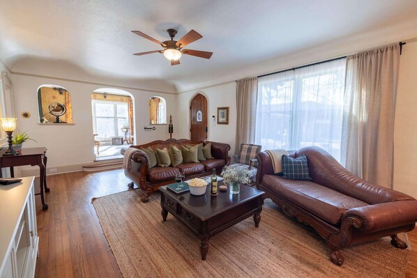 Living area - Heated Pool-Historic Tudor Home-Crestmere Estate (Memphis)