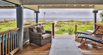 Beachfront Views! Covered Deck & Double Balconies