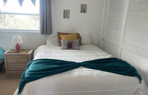 1 bedroom, iron/ironing board, free WiFi, bed sheets