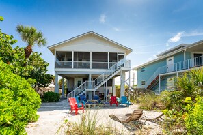 Exterior - Direct Beachfront Condo with Huge Balcony Overlooking Gulf of Mexico! (Englewood)