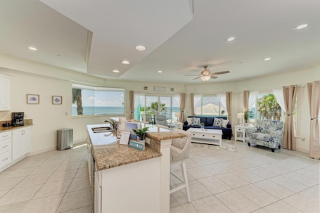 Interior. 3 Bedroom- Beachfront Condo with Amazing Sunset Views of the Gulf
