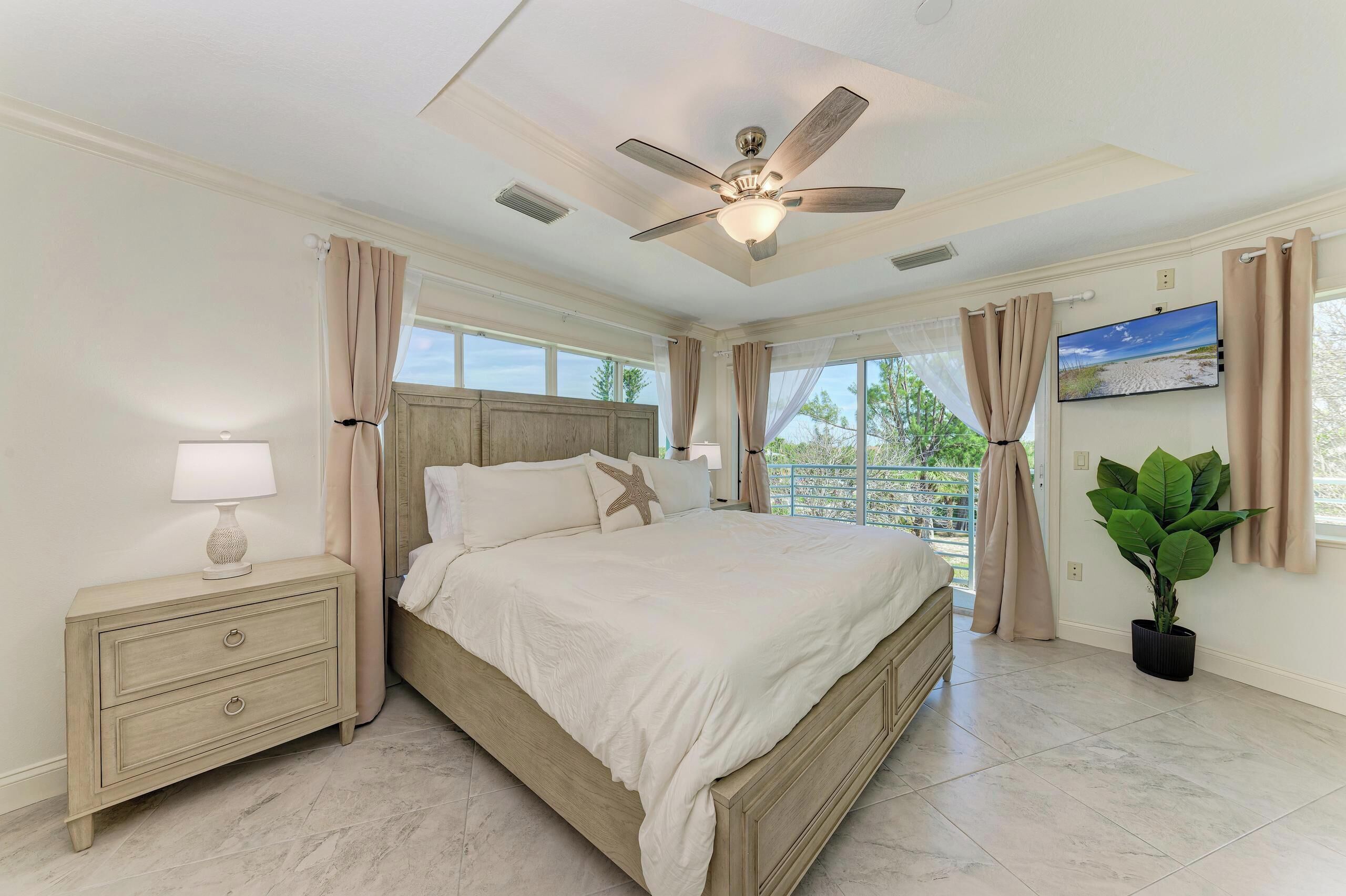 2 Schlafzimmer, Schreibtisch, Bügeleisen/Bügelbrett, kostenloses WLAN