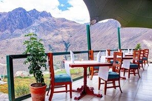 Free daily full breakfast - Vertical Sky Suites (Ollantaytambo)