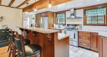 Game Room & Yard: Greentown Home Near State Park
