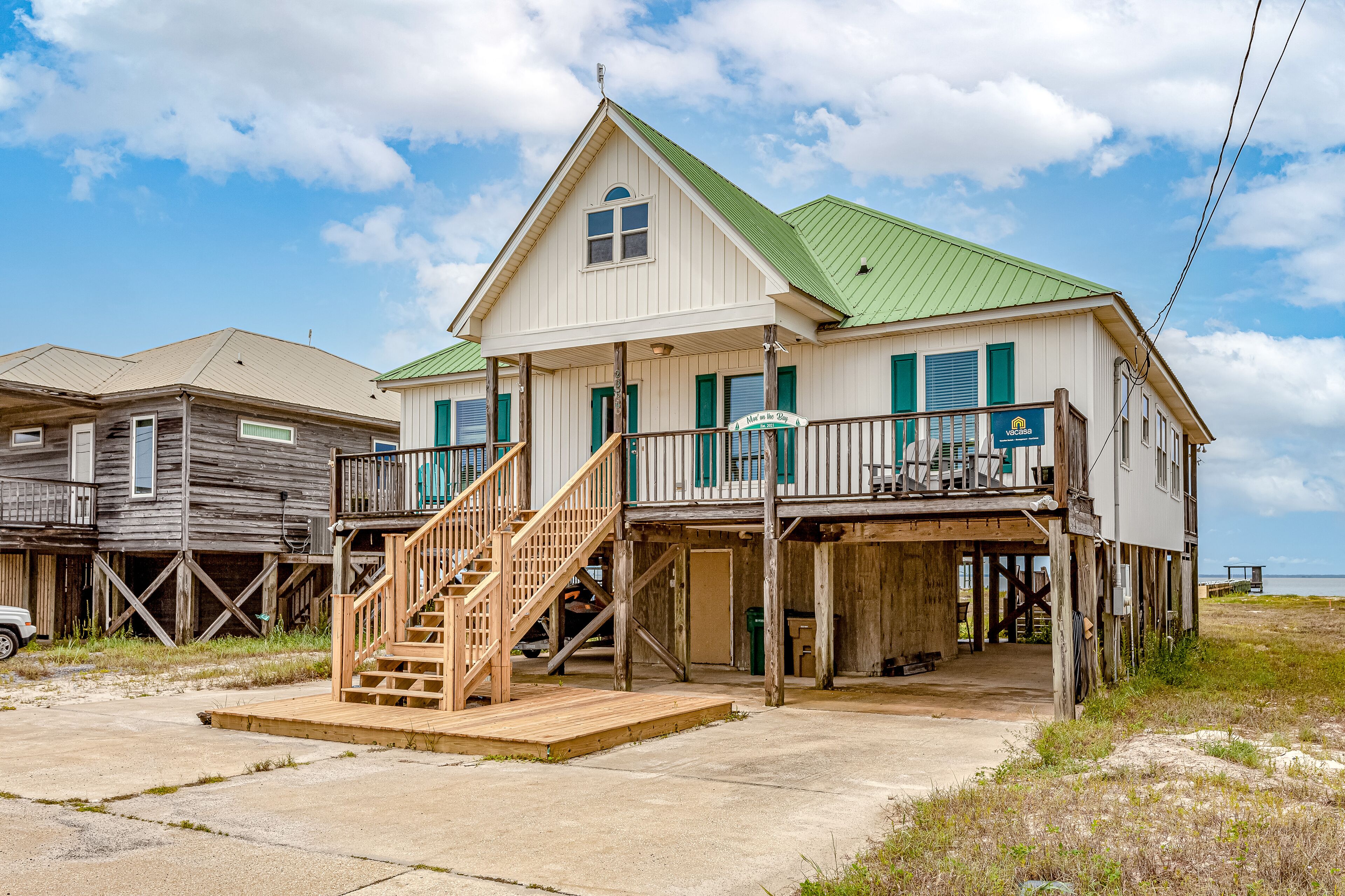 Bayside Beachfront Dog-Friendly Home w/Ocean Views, Deck, Grill, & Central AC