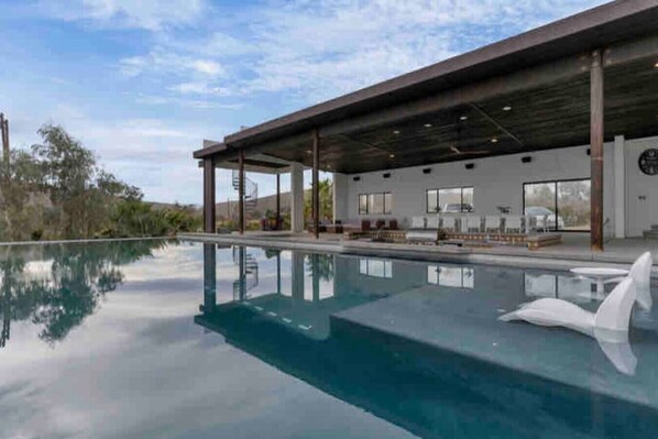 Outdoor pool, a heated pool