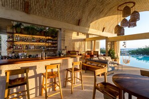Swim-up bar - Casona Sforza (Puerto Escondido)