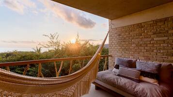 Panorama-værelse | Minibar, skrivebord, arbejdsområde til bærbare computere