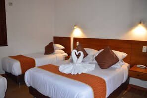 Quadruple Room, Garden View | In-room safe, blackout drapes, free WiFi, bed sheets - Santiago Diaz Piedrahita (Villa de Leyva)