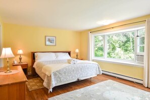 4 chambres, fer et planche à repasser, Wi-Fi, literie fournie