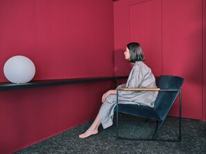 Interior - 3rd floor grapecolored jet black  Burgundy Blac - Burgundy Black / Nagoya Aichi (Nagoya)