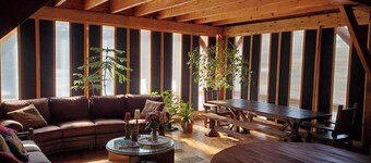 Spacious Rush Lake home -spacious, 2 docks/1 lift