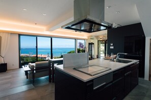 Fridge, microwave, stovetop, cookware/dishes/utensils - Villa CHINENBLUE - Villa NIRAI KANAI / Nanjo Okinawa (Nanjo)