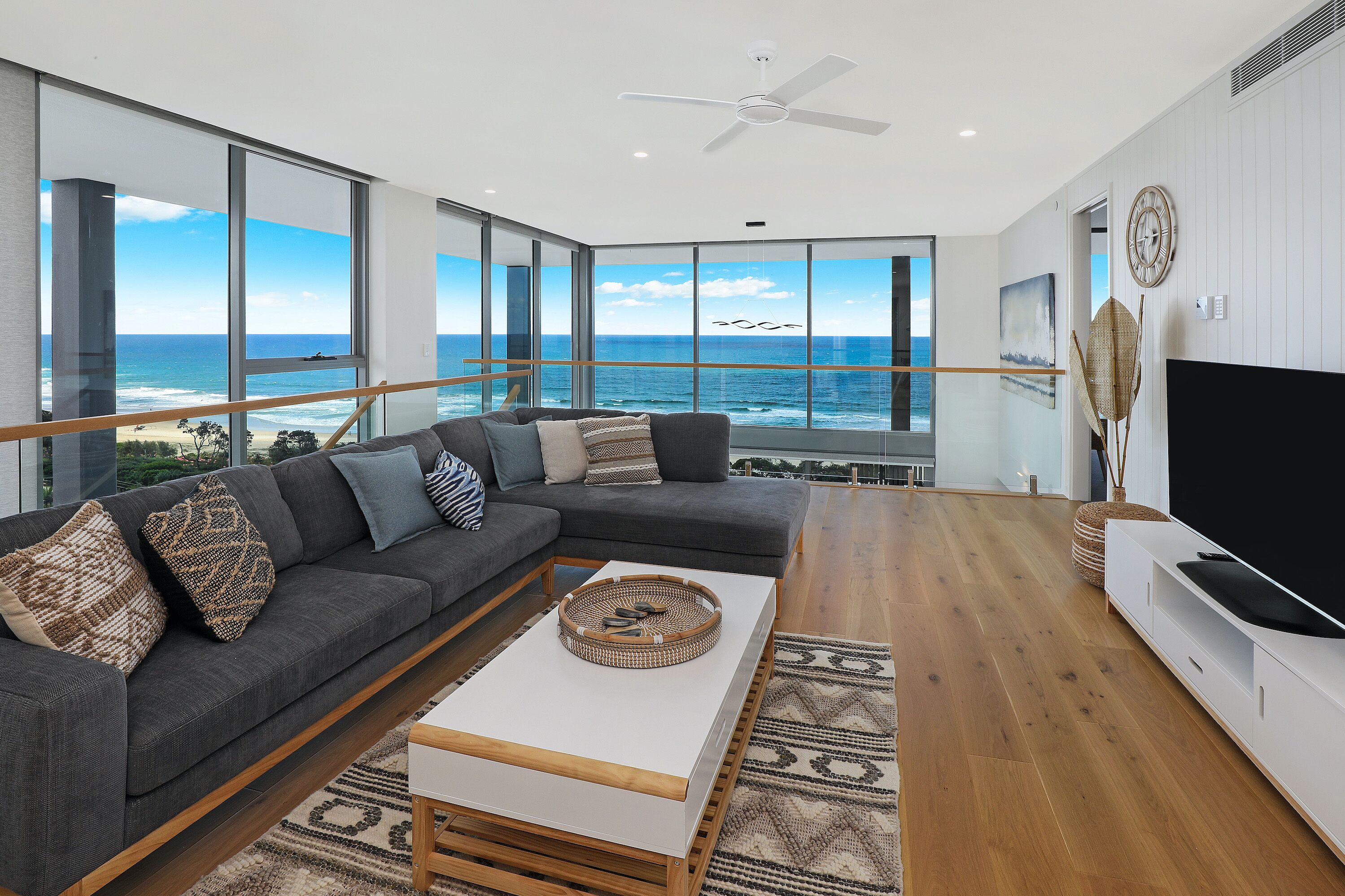 Penthouse, 4 Bedrooms | Living area | 42-inch TV with digital channels