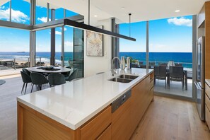 Penthouse, 4 Bedrooms | Private kitchen | Full-size fridge, microwave, oven, stovetop - Rise Sunshine Coast (Maroochydore)