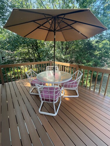 IDEAL Location in Saugatuck - 2 minutes to Downtown & Blue Star Trail@Frt Door