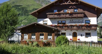 Apart Maashof II by Interhome