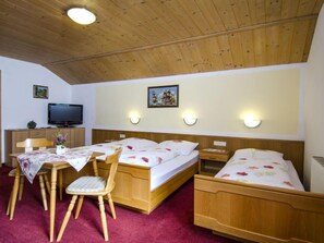 2 bedrooms, internet