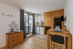 Renovated flat mountain style - Cham Sud Balme102 Centre Studio Near Cable Cars, Chamonix, France (Chamonix)