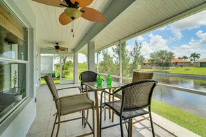 Outdoor dining - Paddle, Bike & Relax! Canal-Front Cape Coral Home (Cape Coral)