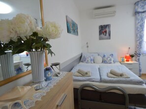 1 quarto, acesso à internet