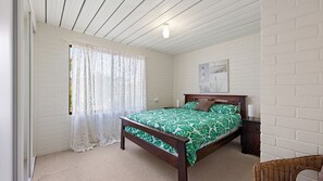 2 bedrooms, free WiFi, bed sheets - Apollo Unit 28 - Ground Floor (Narooma)