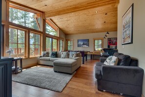 Flat-screen TV, fireplace, foosball