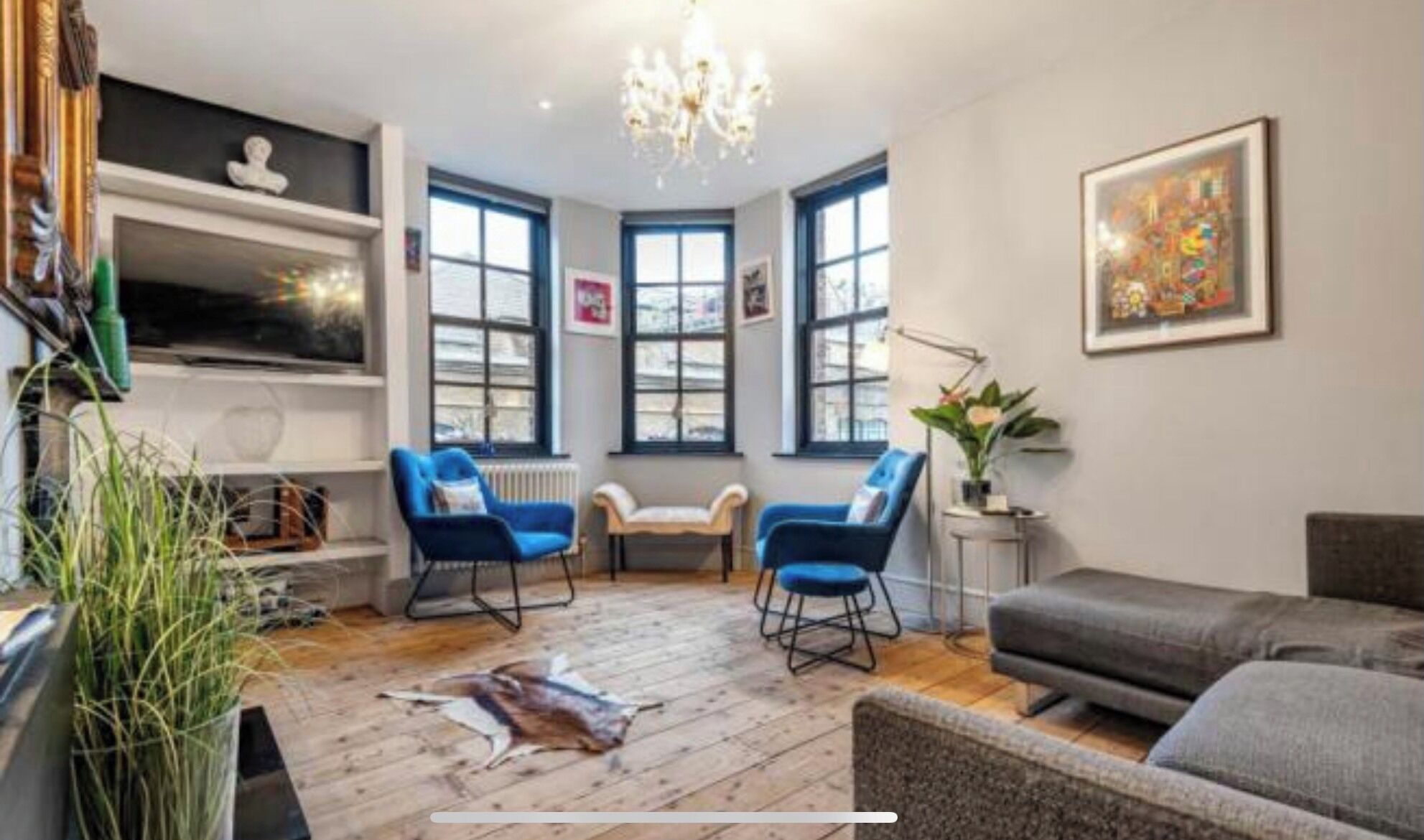 Smart TV, chimenea, oficina, impresora